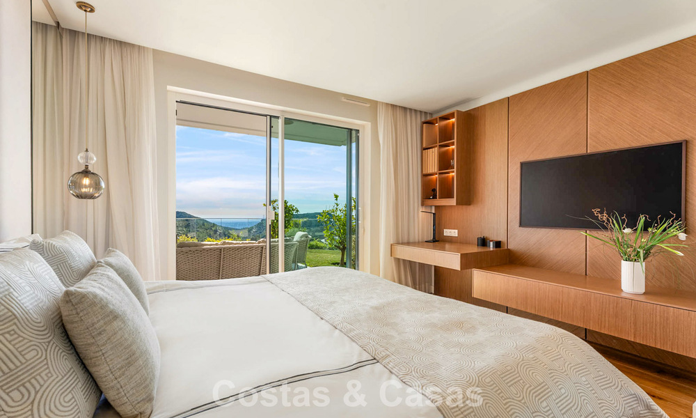 Modern, luxueus tuinappartement te koop met panoramisch zicht op de kust i/e gated boutique complex nabij Marbella stad 794487