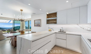 Modern, luxueus tuinappartement te koop met panoramisch zicht op de kust i/e gated boutique complex nabij Marbella stad 794506 