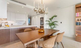 Modern, luxueus tuinappartement te koop met panoramisch zicht op de kust i/e gated boutique complex nabij Marbella stad 794507 