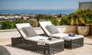 Modern appartement met villakarakter te koop met zeezicht in een exclusief complex in La Quinta, Marbella - Benahavis 794508 