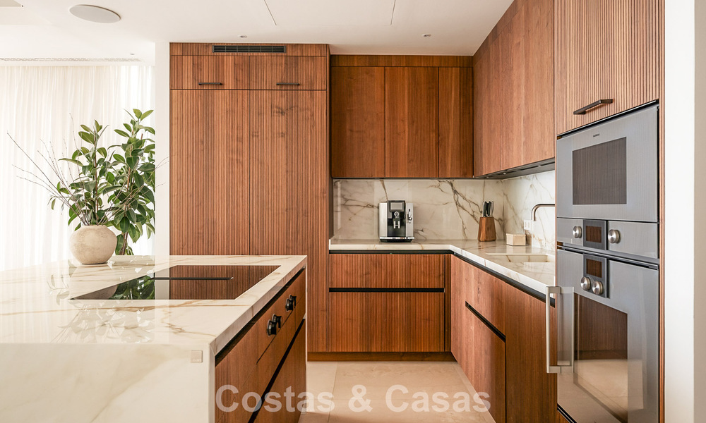 Modern appartement met villakarakter te koop met zeezicht in een exclusief complex in La Quinta, Marbella - Benahavis 794541