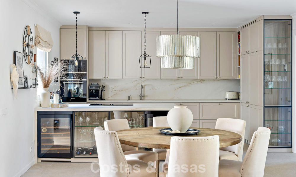 Instapklaar, luxe duplex appartement te koop, omgeven door golfbanen in Nueva Andalucia, Marbella 794577