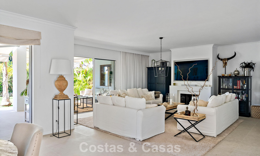 Instapklaar, luxe duplex appartement te koop, omgeven door golfbanen in Nueva Andalucia, Marbella 794579