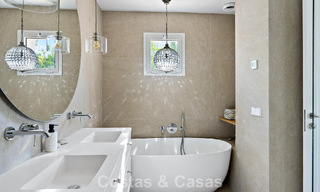 Instapklaar, luxe duplex appartement te koop, omgeven door golfbanen in Nueva Andalucia, Marbella 794584 