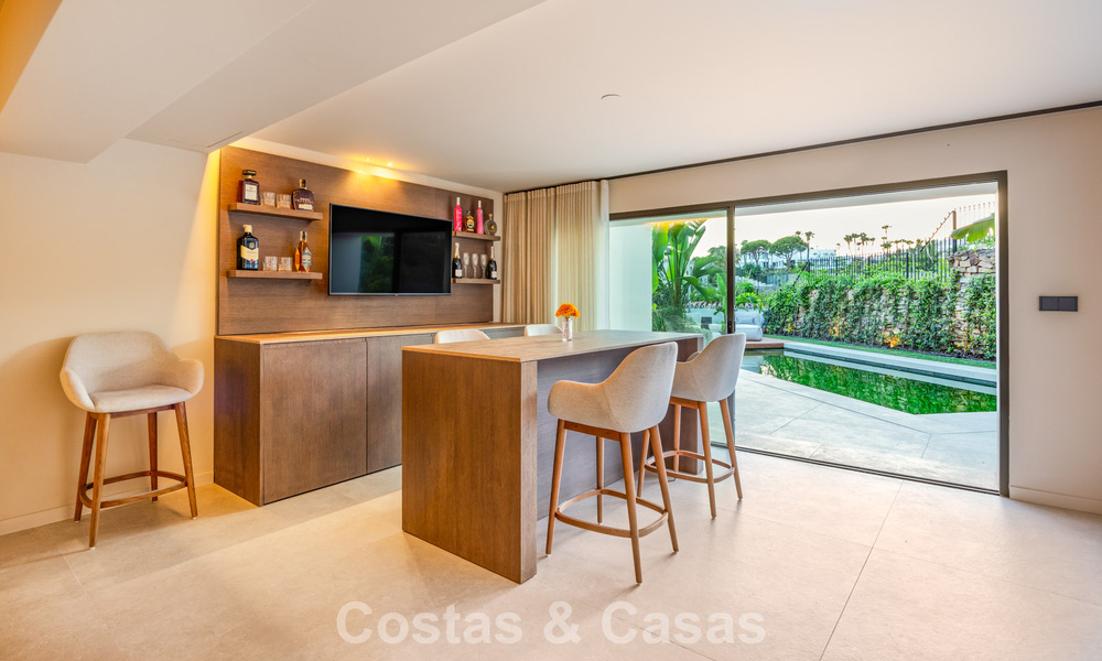 Instapklare, luxevilla in Balinese stijl te koop in Nueva Andalucia’s golfvallei, Marbella 794683