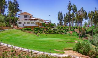 Nieuwe, moderne appartementen met fenomenaal uitzicht te koop in Mijas Costa, Costa del Sol 794602 