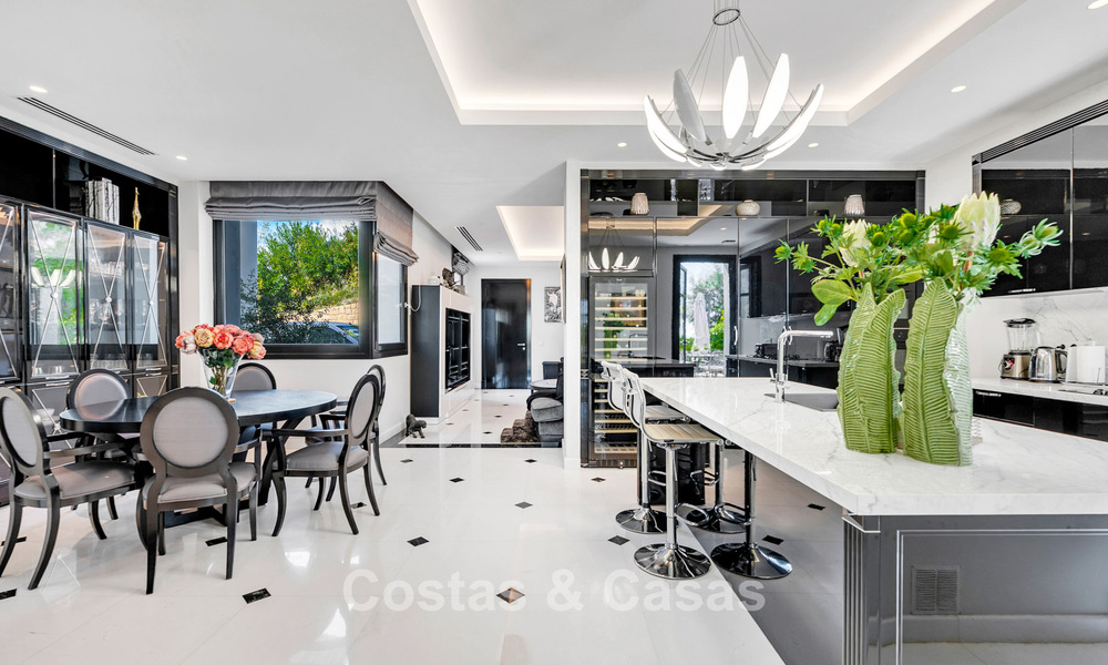 Statige luxevilla met golf-, berg- en zeezicht te koop in een golfwijk in Marbella - Benahavis 794725