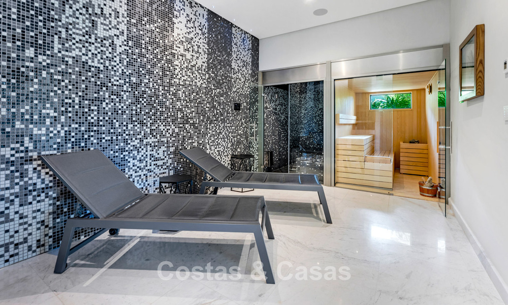 Statige luxevilla met golf-, berg- en zeezicht te koop in een golfwijk in Marbella - Benahavis 794733