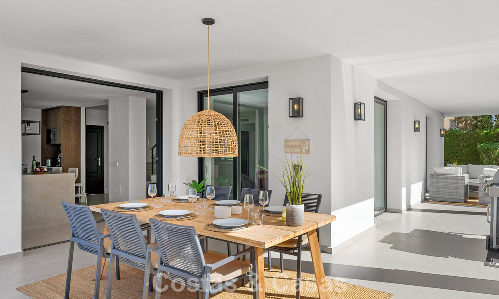 Villa met eigentijdse mediterrane flair te koop in Nueva Andalucia, Marbella 794754