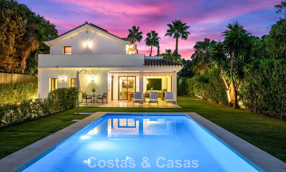 Villa met eigentijdse mediterrane flair te koop in Nueva Andalucia, Marbella 794759