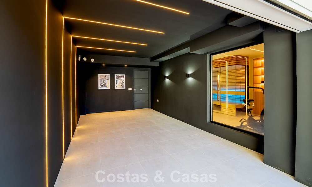 Luxueus herenhuis te koop in een gated complex op de Golden Mile van Marbella 794932