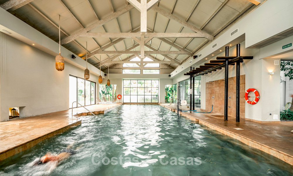 Instapklare, mediterrane luxevilla te koop op de New Golden Mile tussen Marbella en Estepona 795082