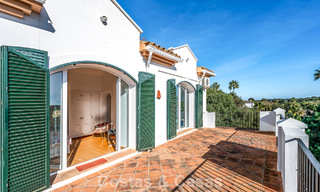 Authentieke Andalusische villa met idyllisch, panoramisch golfzicht te koop in Sotogrande Alto, Costa del Sol 795176 