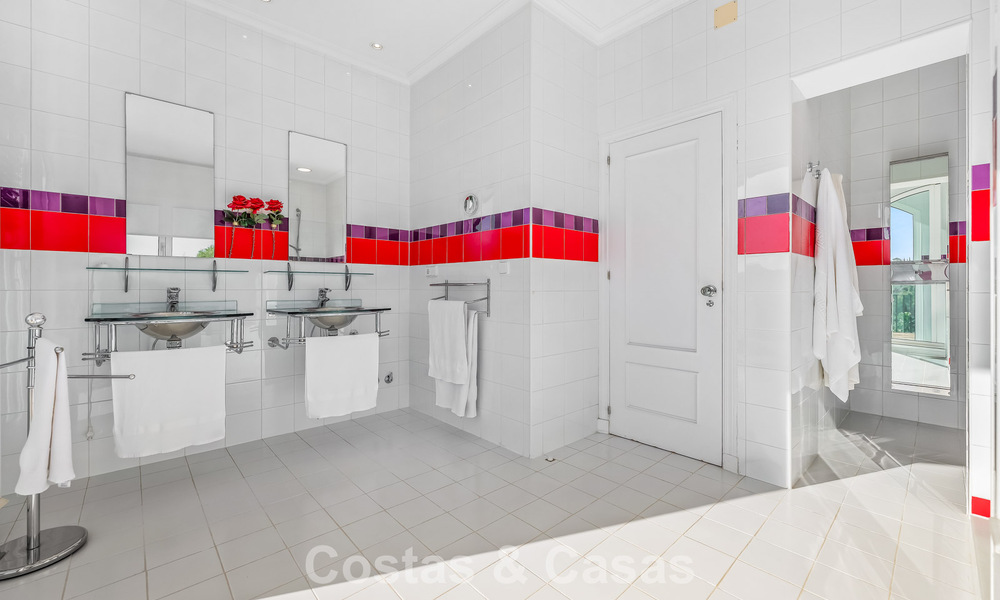 Authentieke Andalusische villa met idyllisch, panoramisch golfzicht te koop in Sotogrande Alto, Costa del Sol 795180