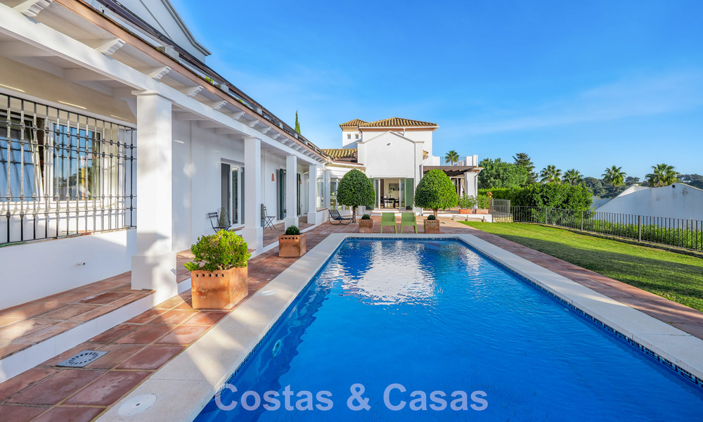 Authentieke Andalusische villa met idyllisch, panoramisch golfzicht te koop in Sotogrande Alto, Costa del Sol 795207