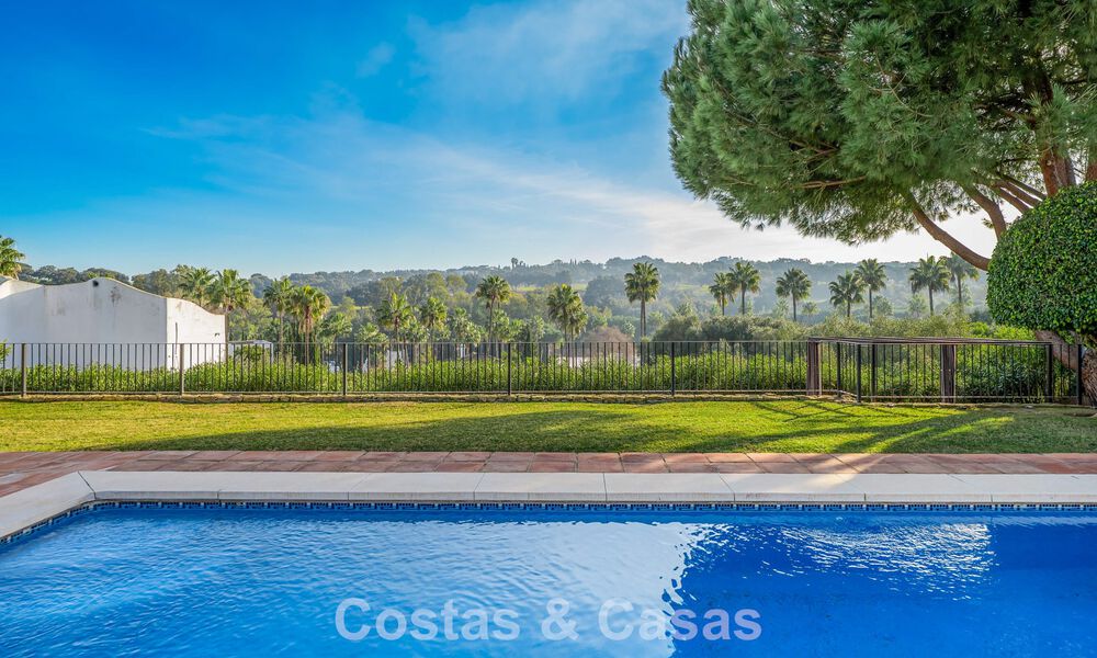 Authentieke Andalusische villa met idyllisch, panoramisch golfzicht te koop in Sotogrande Alto, Costa del Sol 795208