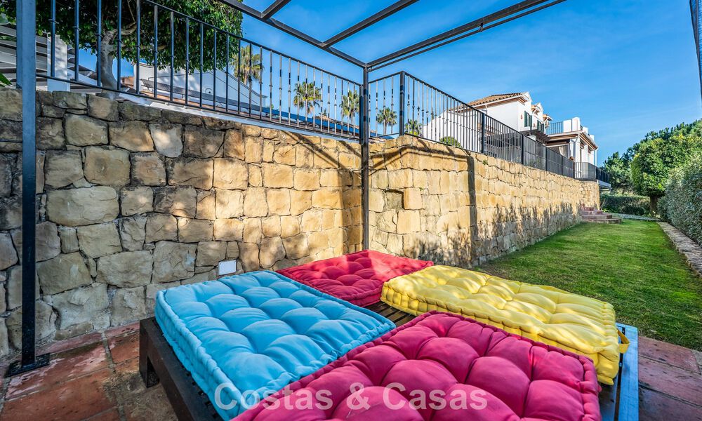 Authentieke Andalusische villa met idyllisch, panoramisch golfzicht te koop in Sotogrande Alto, Costa del Sol 795211