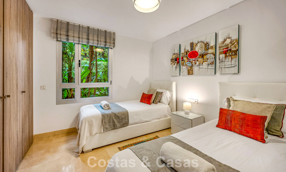 Eigentijds, tuinappartement te koop op enkele minuten lopen van het strand en Puerto Banus, Marbella 795728