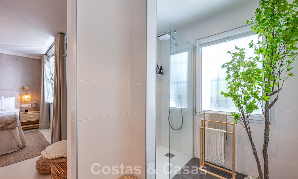 Prachtig gerenoveerde villa in Boho-chic stijl te koop in Nueva Andalucia, Marbella 795797