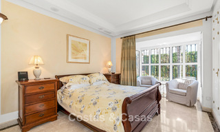 Elegante Andalusische luxevilla met grote tuin te koop in Nueva Andalucia’s golfvallei, Marbella 795418 