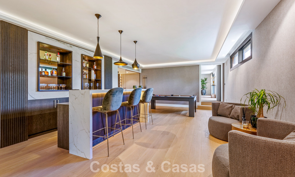 Elegante designvilla met panoramisch uitzicht te koop over de golfvallei van Nueva Andalucia, Marbella 795672