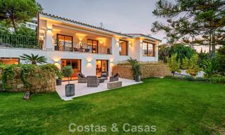 Elegante designvilla met panoramisch uitzicht te koop over de golfvallei van Nueva Andalucia, Marbella 795679 