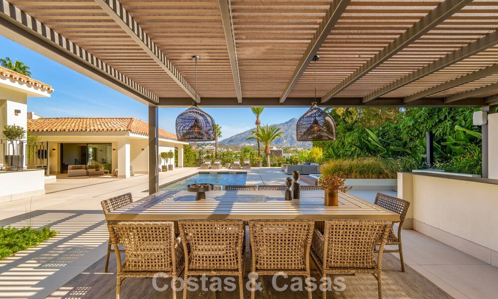 Elegante designvilla met panoramisch uitzicht te koop over de golfvallei van Nueva Andalucia, Marbella 795701