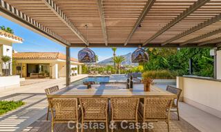 Elegante designvilla met panoramisch uitzicht te koop over de golfvallei van Nueva Andalucia, Marbella 795701 