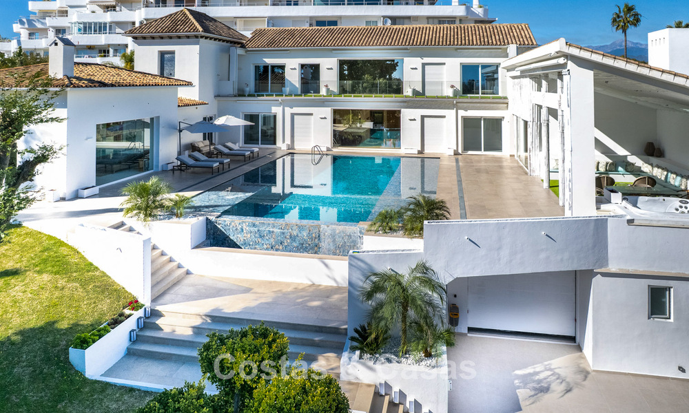 Luxe gerenoveerde villa op een steenworp van de golfbaan te koop in Guadalmina Alta, Marbella 795856