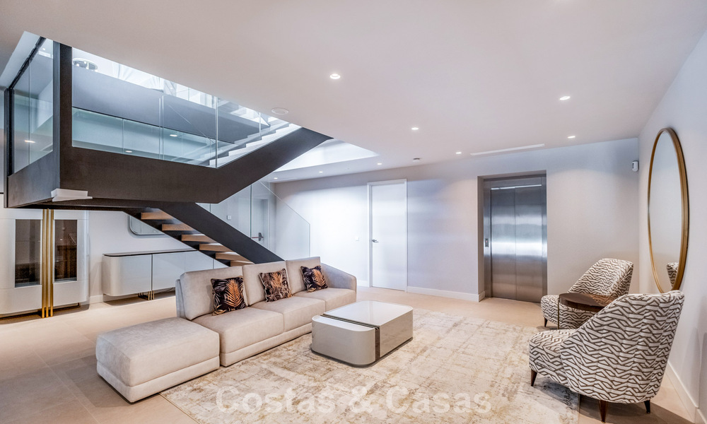 High-end, moderne villa met panoramisch uitzicht te koop op de New Golden Mile tussen Puerto Banus en Estepona 795760