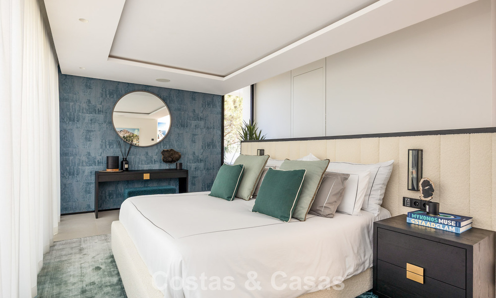 Spectaculaire, hedendaagse luxevilla te koop met zeezicht in El Madroñal, Marbella - Benahavis 796277