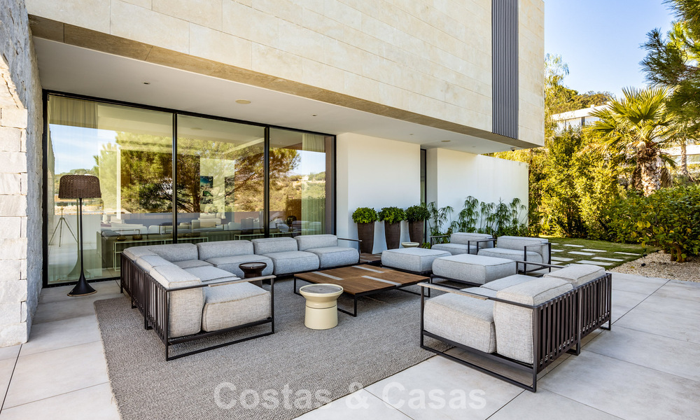 Spectaculaire, hedendaagse luxevilla te koop met zeezicht in El Madroñal, Marbella - Benahavis 796283