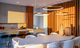 Spectaculaire, hedendaagse luxevilla te koop met zeezicht in El Madroñal, Marbella - Benahavis 796300 