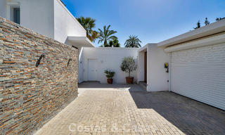 Modern gerenoveerde Andalusiche villa met berg- en zeezicht te koop in Nueva Andalucia, Marbella 796159 