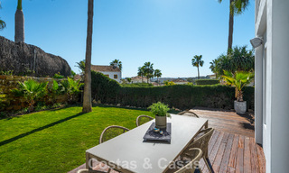 Exclusieve, architecturale villa met panoramisch golf- en zeezicht te koop in Nueva Andalucia, Marbella 796348 
