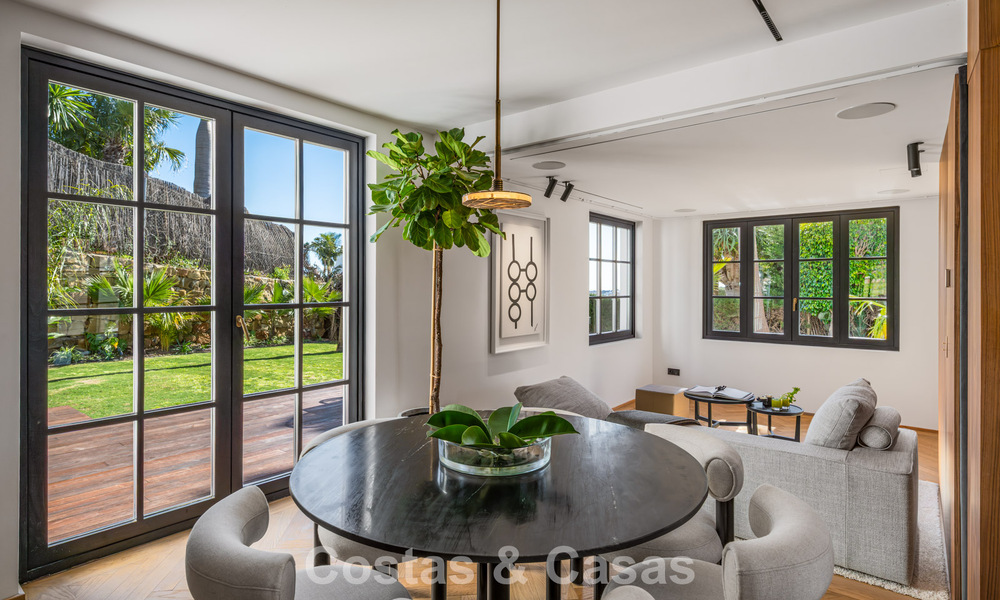 Exclusieve, architecturale villa met panoramisch golf- en zeezicht te koop in Nueva Andalucia, Marbella 796355