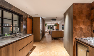 Exclusieve, architecturale villa met panoramisch golf- en zeezicht te koop in Nueva Andalucia, Marbella 796381 