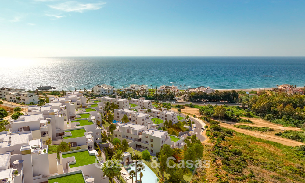 Eigentijdse, luxe appartementen met zeezicht in een nieuw complex te koop tussen Marbella en Sotogrande, Costa del Sol 796323