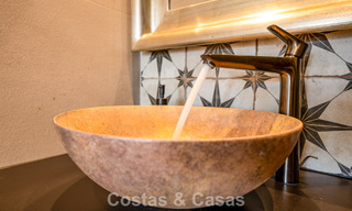 Exclusief eerstelijnstrand appartement met panoramisch zeezicht te koop in Estepona centrum 795989 