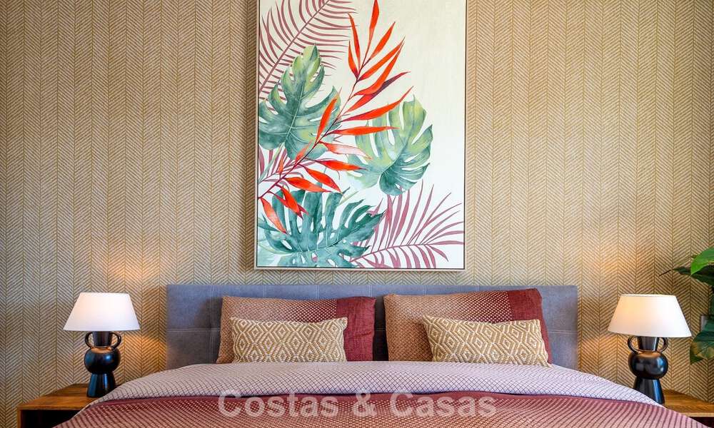 Exclusief eerstelijnstrand appartement met panoramisch zeezicht te koop in Estepona centrum 795991