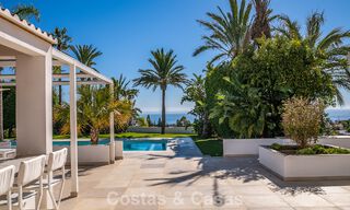 Majestueuze modern gerenoveerde villa met panoramisch zeezicht te koop op een royaal perceel ten oosten van Marbella centrum 796489 