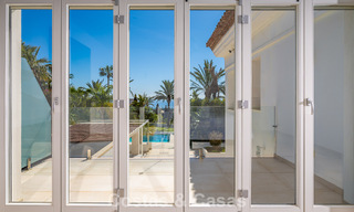 Majestueuze modern gerenoveerde villa met panoramisch zeezicht te koop op een royaal perceel ten oosten van Marbella centrum 796516 
