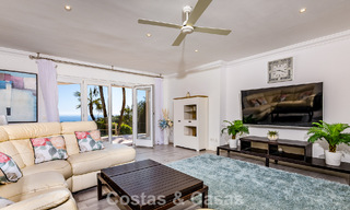 Majestueuze modern gerenoveerde villa met panoramisch zeezicht te koop op een royaal perceel ten oosten van Marbella centrum 796531 