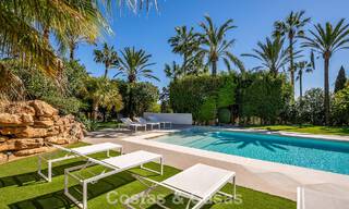 Majestueuze modern gerenoveerde villa met panoramisch zeezicht te koop op een royaal perceel ten oosten van Marbella centrum 796563 
