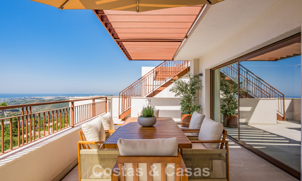 Nieuw duplex penthouse met een onverstoord uitzicht te koop in het rustige Istan, vlakbij Marbella aan de Costa del Sol 796181