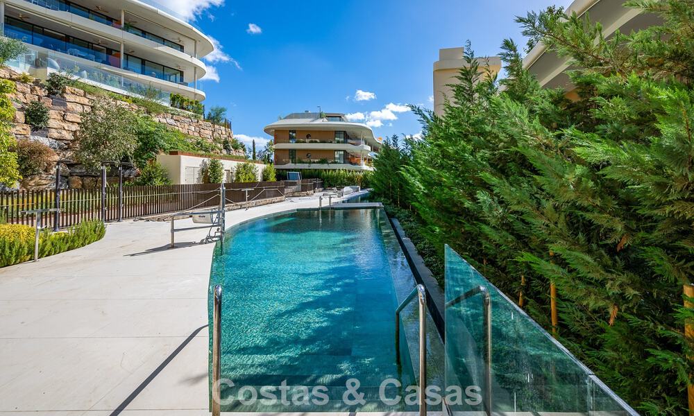 Kwalitatief gelijkvloers appartement met privétuin en zwembad te koop in Fuengirola, Costa del Sol 796582