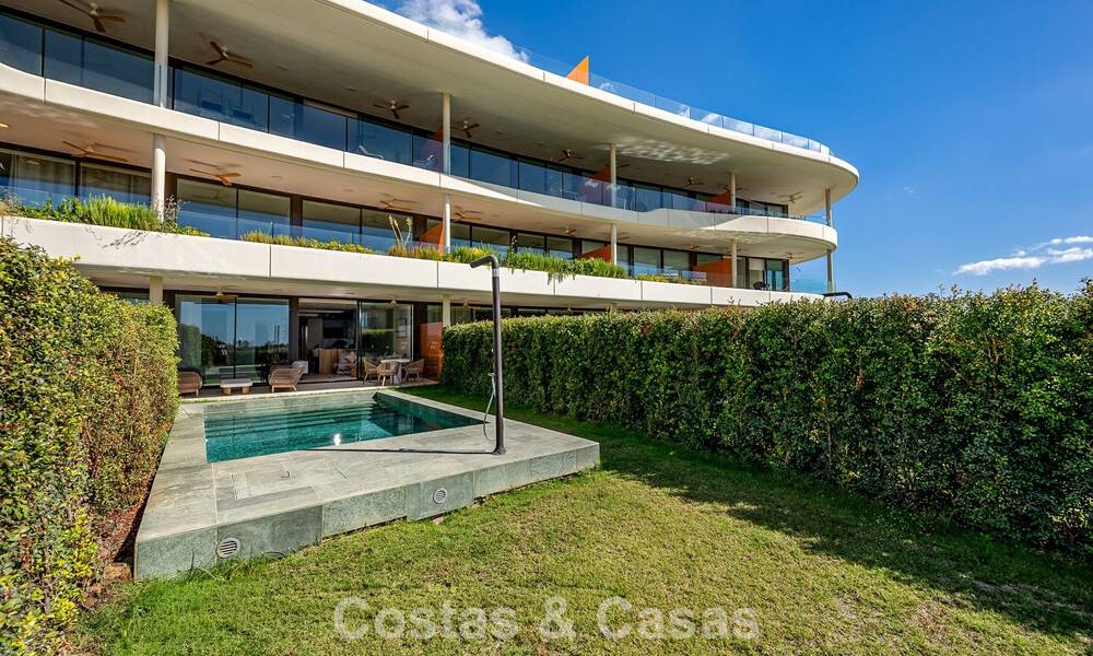 Kwalitatief gelijkvloers appartement met privétuin en zwembad te koop in Fuengirola, Costa del Sol 796591