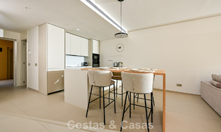 Kwalitatief gelijkvloers appartement met privétuin en zwembad te koop in Fuengirola, Costa del Sol 796595 