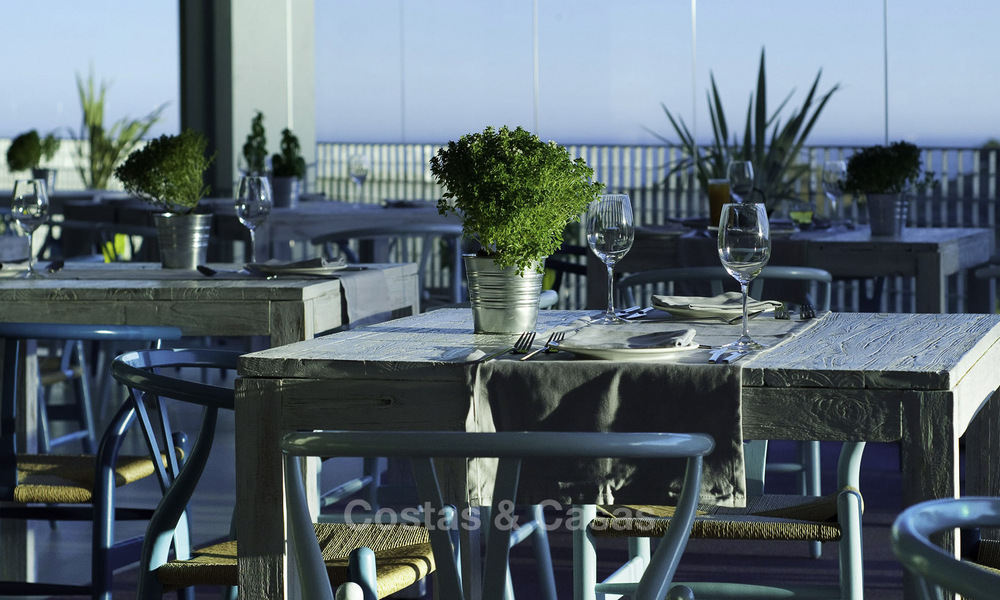 Kwalitatief gelijkvloers appartement met privétuin en zwembad te koop in Fuengirola, Costa del Sol 796767