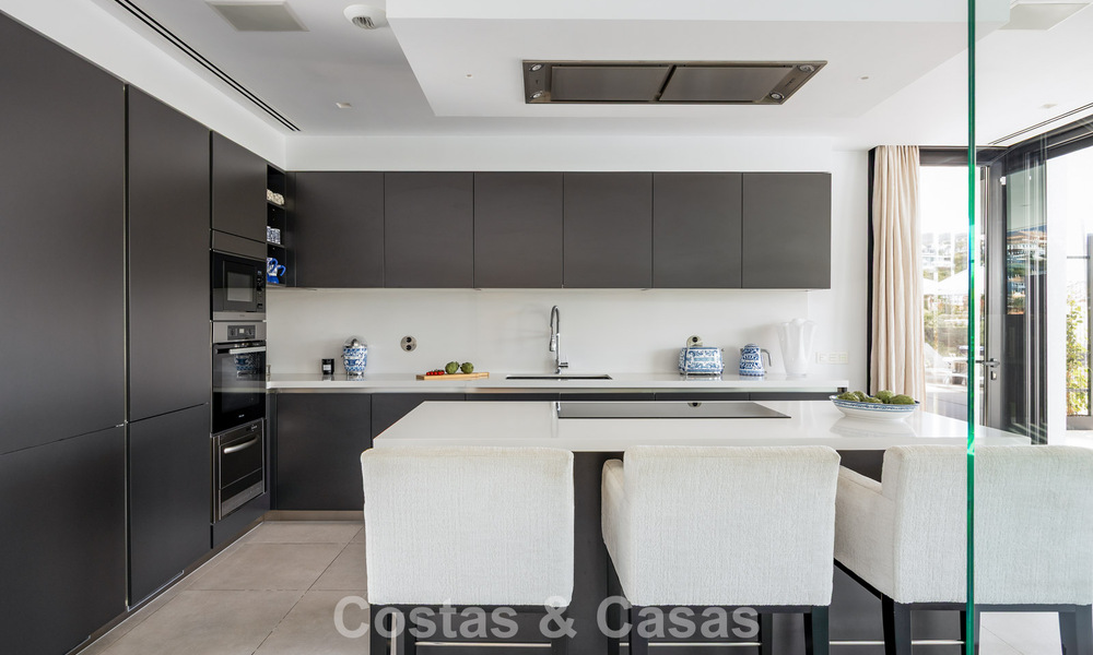 Geavanceerde luxevilla te koop eerstelijnsgolf in Nueva Andalucia’s vallei, Marbella 796717